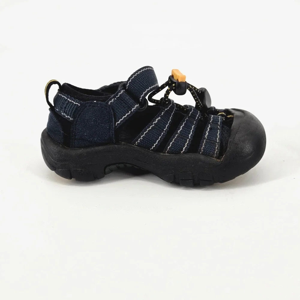 Keen Newport H2 Waterproof Sandals Kids Size 5 Navy Blue Black Yellow Outdoor